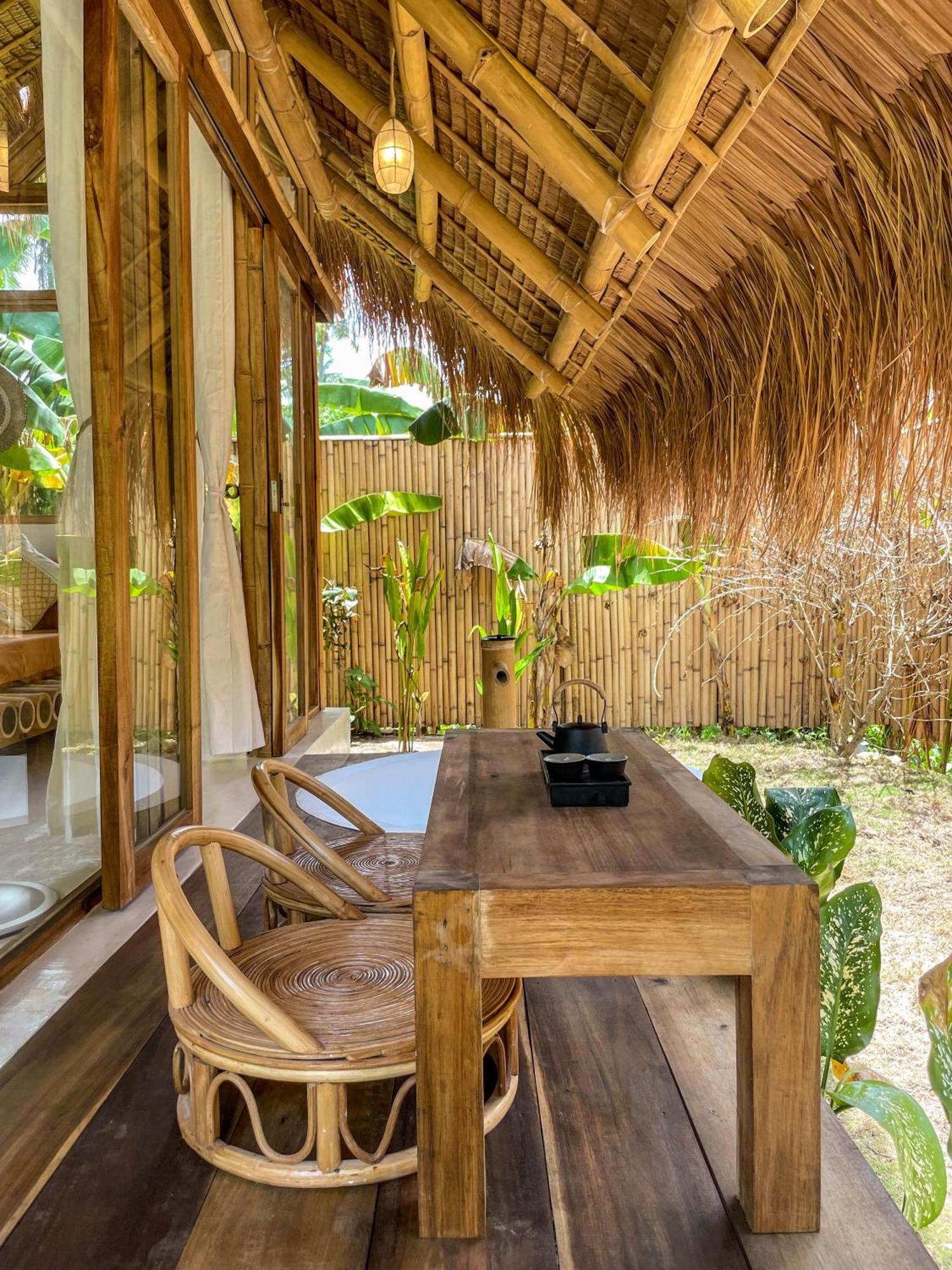 The Bamboo Houses - Tropical Garden & Empty Beach General Luna  Exteriér fotografie